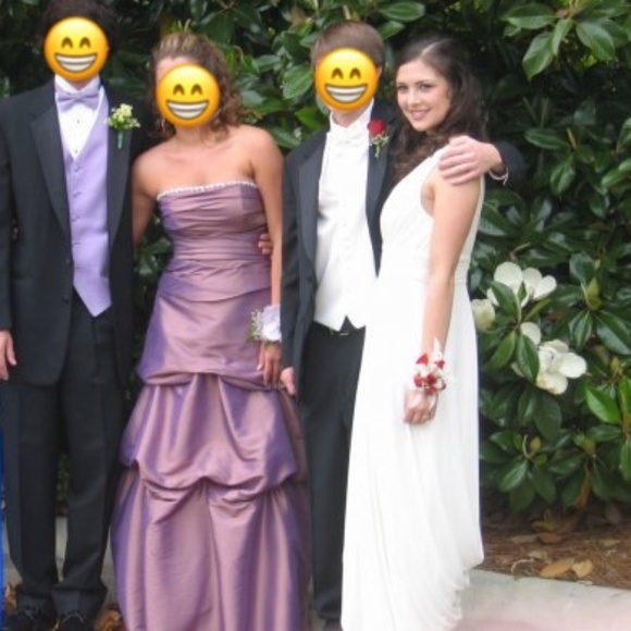 BCBC MaxAzria, Small Cream Greek Goddess Gown - Picture 9 of 9